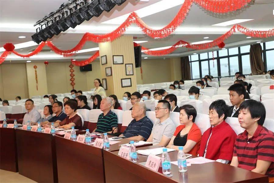 全程“0接管”，25公里腾势N7 NOA测试驾乘体验绝对完美